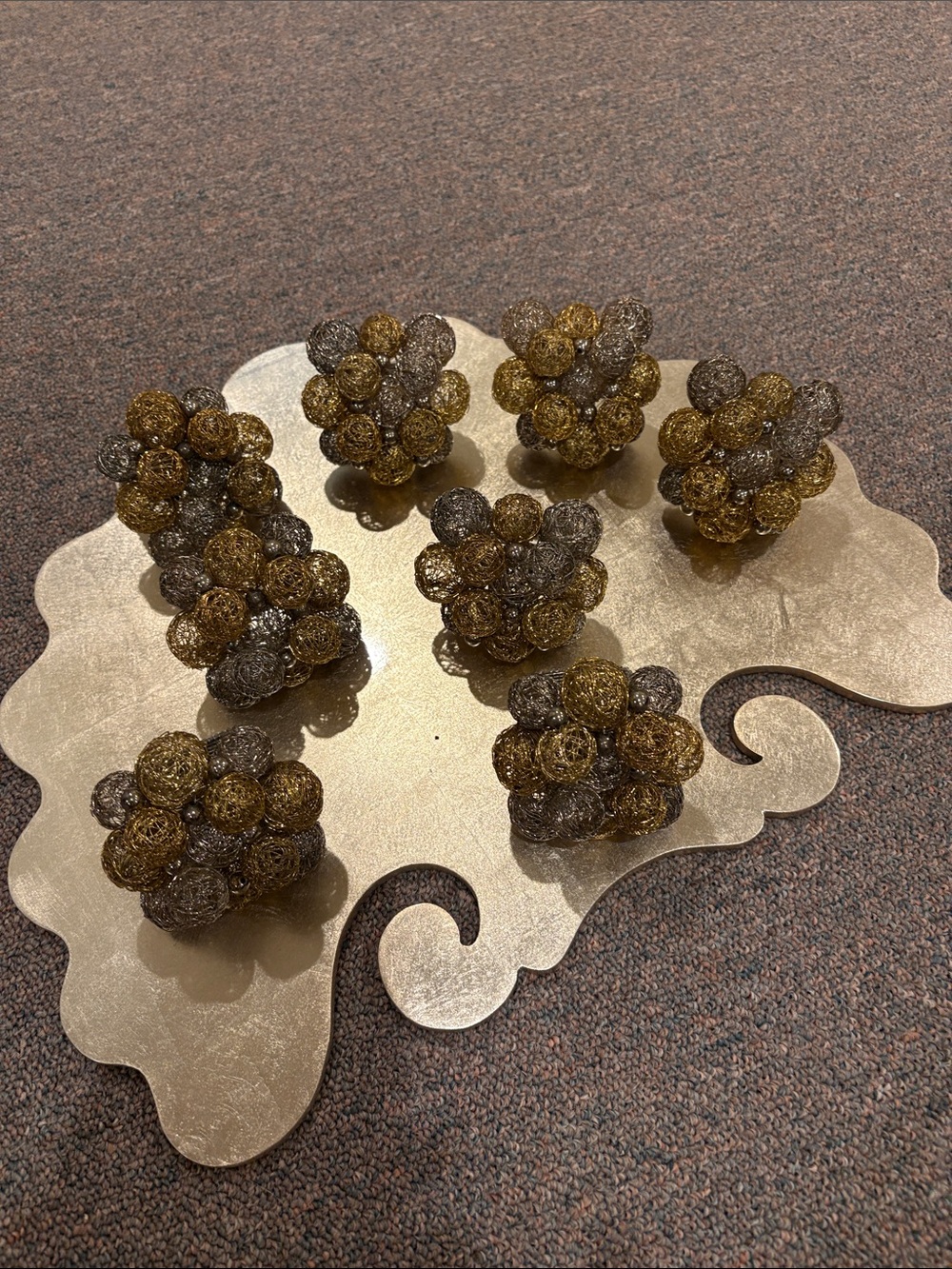 Kim Seybert Gold and Silver Decorative Wire Grape Clusters
